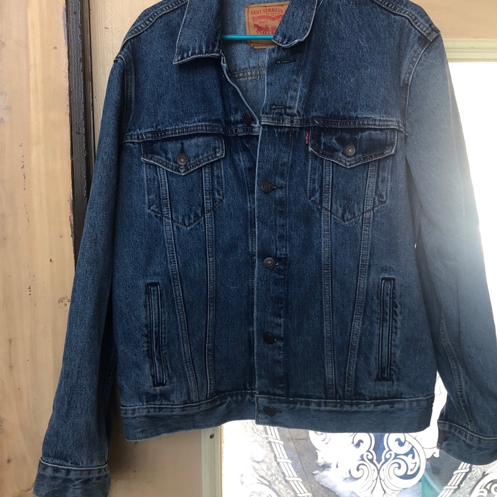 Men’s Levi jean jacket